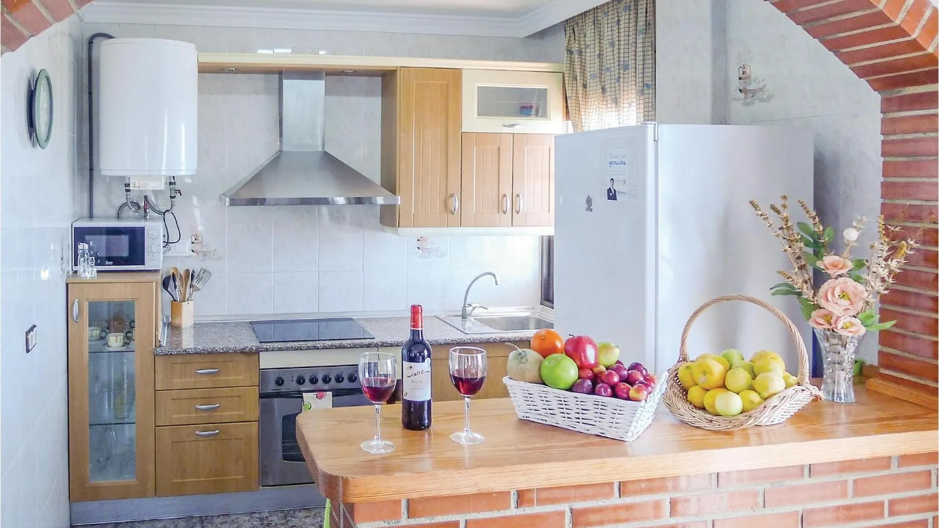 Cozy Home In Torrox, Malaga With Wifi 0*, Torrox Spain